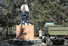 Свободненские коммунисты требуют восстановить памятник Ленину