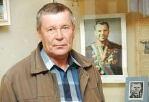 Житель Свободного почти полвека хранит осколок самолёта, на котором погиб Юрий Гагарин