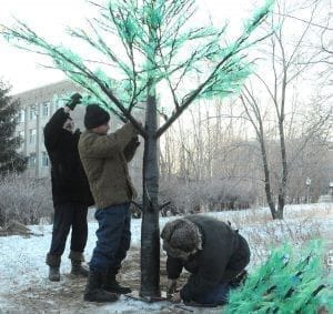 Новогоднюю площадь в Свободном украсят светодиодные деревца