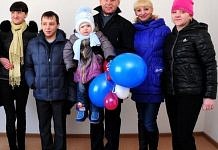 Амурскому губернатору Олегу Кожемяко сегодня исполнилось 50 лет