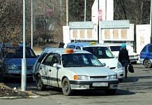 Свободненские таксисты задержали двух угонщиков