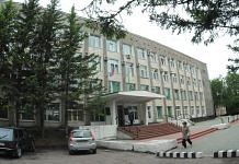 Суд по иску прокуратуры обязал администрацию Свободненского района предоставить сироте жильё