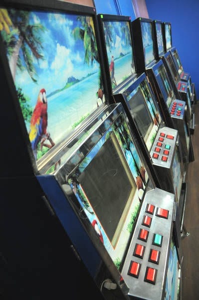 Игровые автоматы алексеевский фильм казино с робертом де ниро смотреть онлайн в хорошем качестве бесплатно