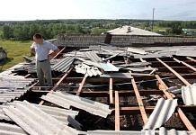 Крышу сельской школы в Свободненском районе разбило градом