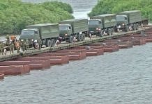 Накануне профессионального праздника свободненские воины-железнодорожники  на «отлично» собрали наплавной мост через Зею
