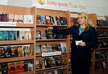 «Священный мусор», «Хроники раздолбая» и ещё более 600 новых книг получили перед Новым годом библиотеки Свободного