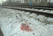 На перегоне между станциями Свободный и Михайло-Чесноковская машинист обнаружил травмированного поездом мужчину