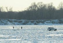 Амурским рыбакам напоминают о правилах безопасности на льду