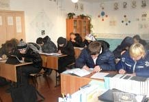В Свободненском районе в школе имени Героя дети учат физику в шапках и куртках