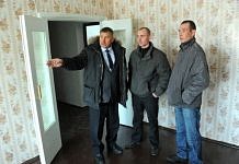 Администрация Свободненского района нашла для братьев-сирот квартиры в посёлке Орлином