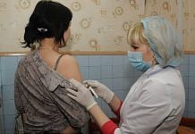 Поликлиники Свободного получили вакцину для иммунизации взрослого населения против гриппа