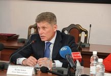 Губернатор Амурской области на встрече с журналистами призвал жить экономно