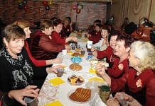 Праздничные посиделки для мам и бабушек провели в свободненском Доме культуры