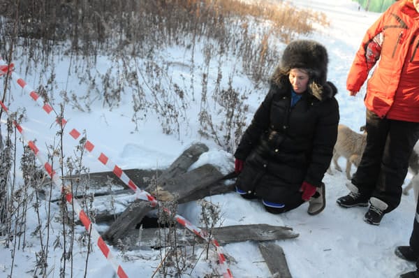 Свободненские спасатели достали упавшего в 15-метровый колодец пса. Новости