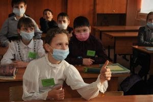 Из-за гриппа и ОРВИ в российских регионах закрыли более 2 тысяч школ