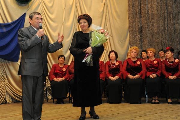 30 лет радует свободненцев своим творчеством народный хор «Ветеран». Новости