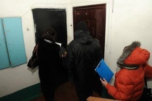 Только за один вечер судебные приставы арестовали имущество свободненцев-должников за ЖКУ почти на 200 тысяч рублей. Новости