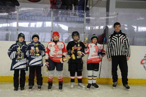 Юные хоккеисты свободненской команды «Союз» заняли 4-е место на первенстве Дальнего Востока. Новости