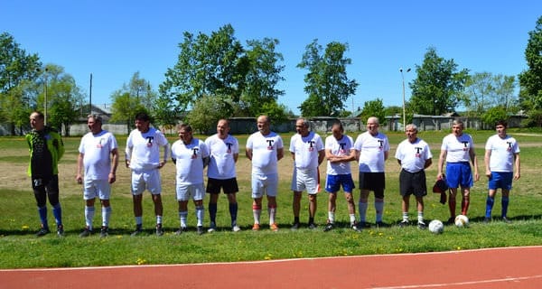 Легенда свободненского футбола - команда «Торпедо» - отметила 55-летие победным матчем. Новости