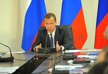 Медведев обещал довести МРОТ до уровня прожиточного минимума в ближайшие два года