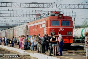 В России детям разрешат ездить в поездах без родителей