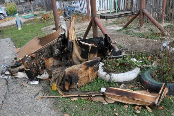 Жилец сгоревшей квартиры в Свободном сбежал после пожара. Новости