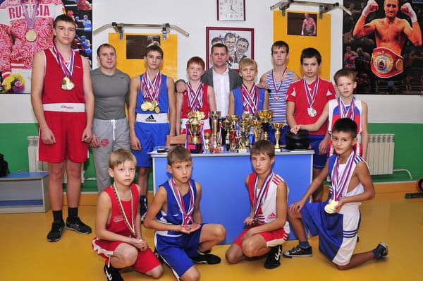 Юные боксёры клуба «Легенда» из Свободного побеждали в Крыму и на Дальнем Востоке. Новости