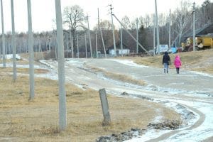 Дети с окраины свободненского села пешком преодолевают километры до школы. Новости