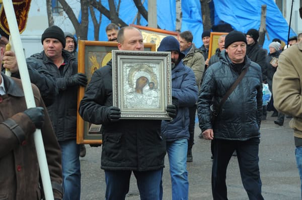 Свободненцы массово присоединялись к шествию православных с Казанской иконой. Новости