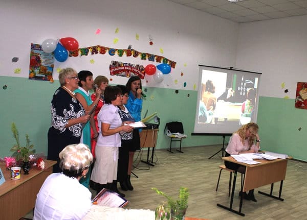Школа в селе Загорная Селитьба Свободненского района отметила 85-летие. Новости