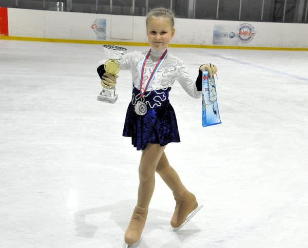 Свободненская фигуристка стала второй на соревнованиях в Хабаровскея. Новости