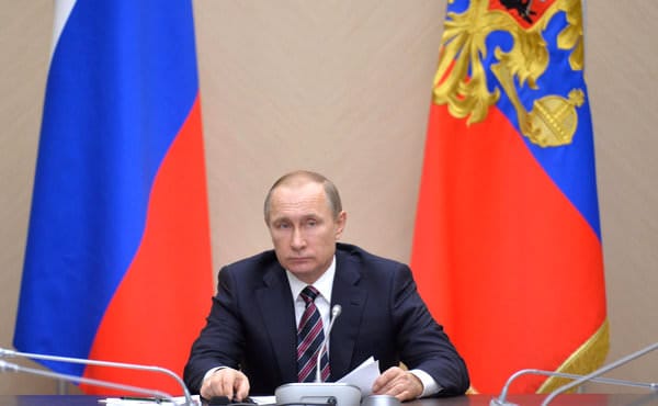 Путин призвал быть готовыми к любому развитию ситуации в экономике. Новости