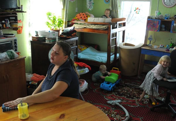 Жители села в Свободненском районе переживают за попавших в приют детей. Новости