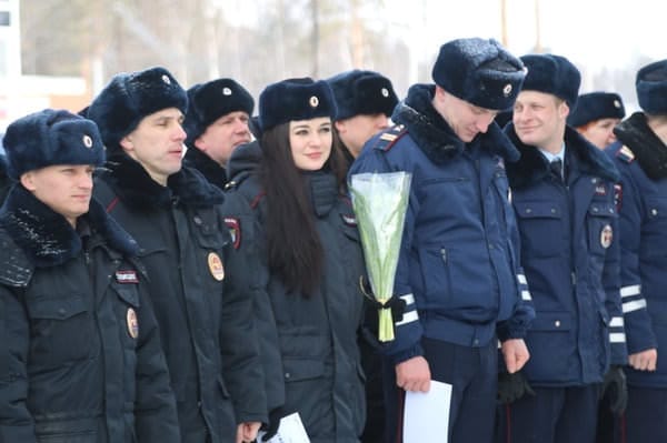 Амурские полицейские получили сертификаты на жильё в Циолковском. Новости