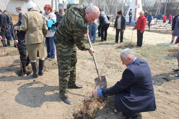 В селе Новоивановка Свободненского района 9 мая открыли стелу в память о погибших на войне. Новости