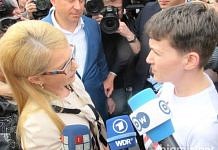 Осужденные в Киеве россияне доставлены в Москву, Путин помиловал Савченко