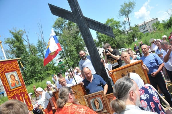 Крестный ход в память о расстреле царской семьи прошёл в Алексеевске-Свободном. Новости