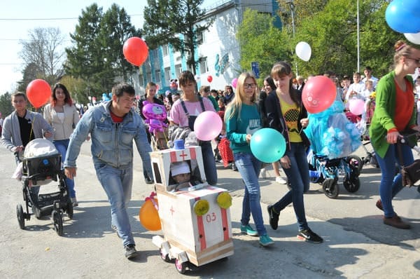 Жители Циолковского праздновали юбилей города и выбирали власть. Новости