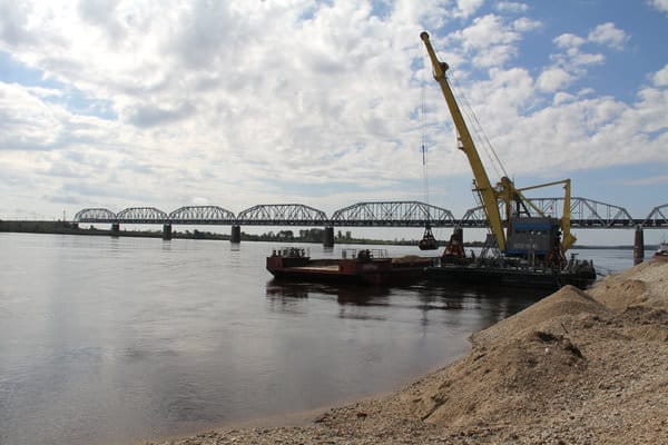 Новый железнодорожный мост через Зею около Свободного заменит старый «сталинский» в 2018 году. Новости