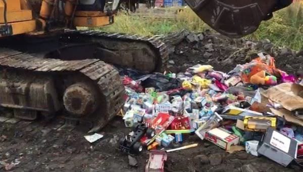 В Амурской области снято с продажи и уничтожено более двух тысяч детских игрушек
