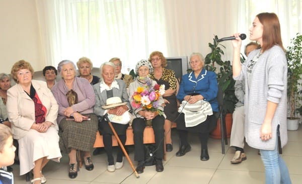 Центр «Лада» помогает пожилым свободненцам почувствовать радость жизни. Новости