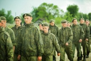 Российские военнослужащие смогут заключать краткосрочные контракты