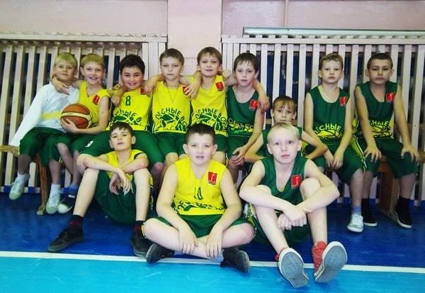 Баскетболисты из свободненского клуба «Лесные волки» побывали на турнире в Шимановске. Новости