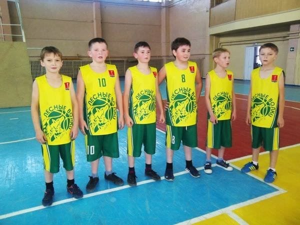 Баскетболисты из свободненского клуба «Лесные волки» побывали на турнире в Шимановске. Новости