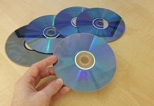 Житель Свободного осуждён за хранение и реализацию контрафактных дисков