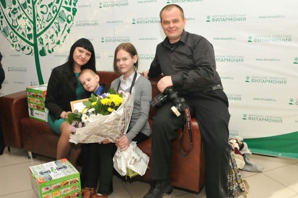 Свободненские семьи получили признание на областном торжестве в честь Дня матери. Новости
