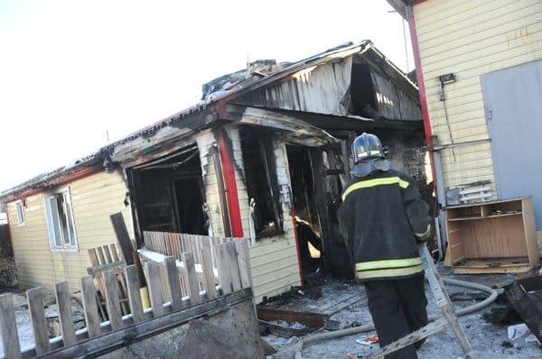 Пожар в Свободном оставил без дома и вещей мать с двумя детьми. Новости
