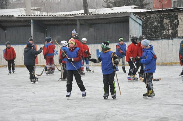Хоккейный клуб «Сокол» в Свободном провёл новогодний турнир. Новости