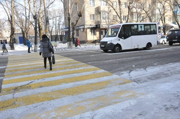 Российским водителям увеличат штраф за непропуск пешеходов. Новости