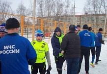 Команда МЧС сыграла в футбол с воспитанниками свободненской школы-интерната